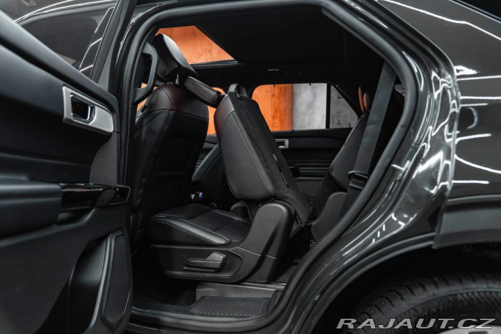Ford Explorer Platinum Plug-in-Hybrid 4 2022