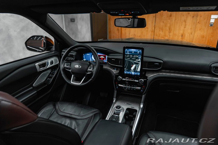 Ford Explorer Platinum Plug-in-Hybrid 4 2022