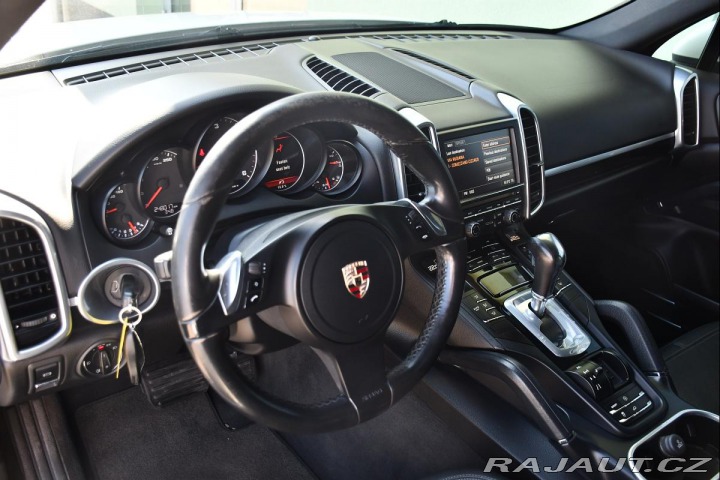Porsche Cayenne 3.0 V6 NAVI 2011