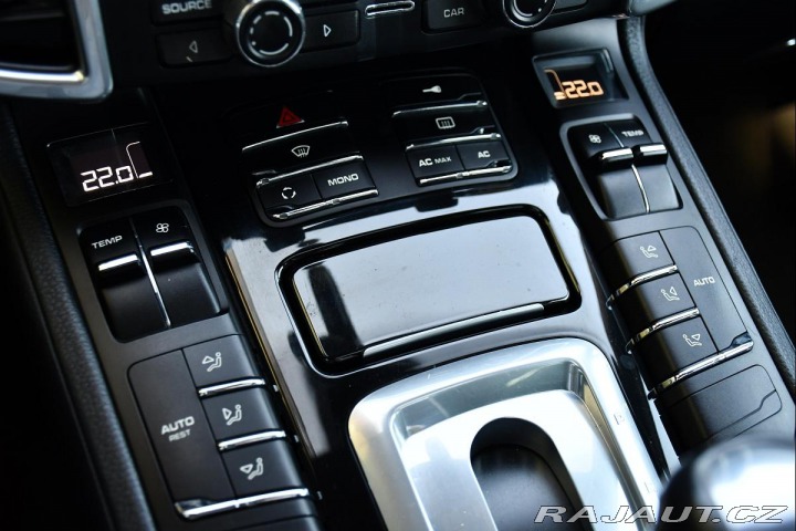 Porsche Cayenne 3.0 V6 NAVI 2011