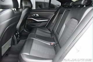 BMW 3 320d SPORT LINE NAVI Zadá 2019