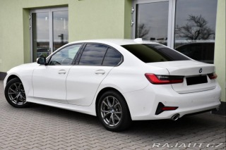 BMW 3 320d SPORT LINE NAVI Zadá 2019