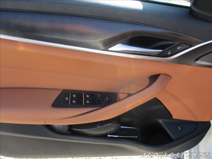 BMW 5 2,0 520i M Sport Laser od 2022