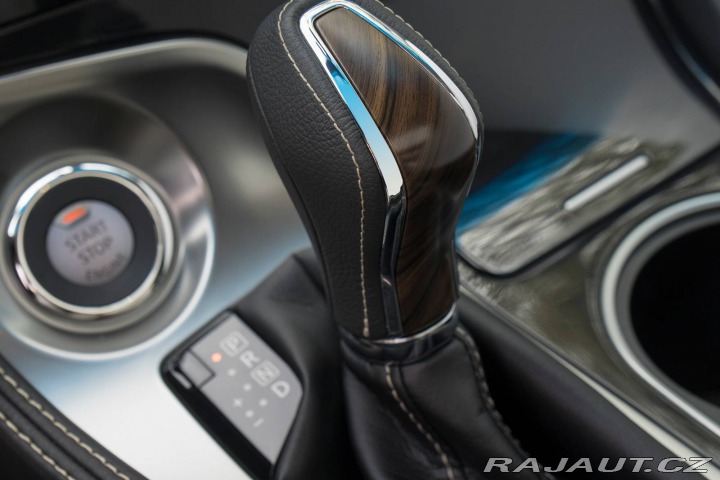 Nissan Maxima PLATINUM 2016