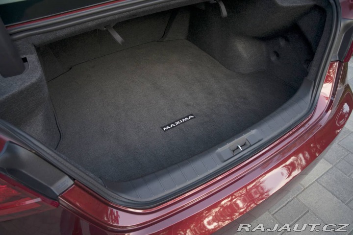 Nissan Maxima PLATINUM 2016
