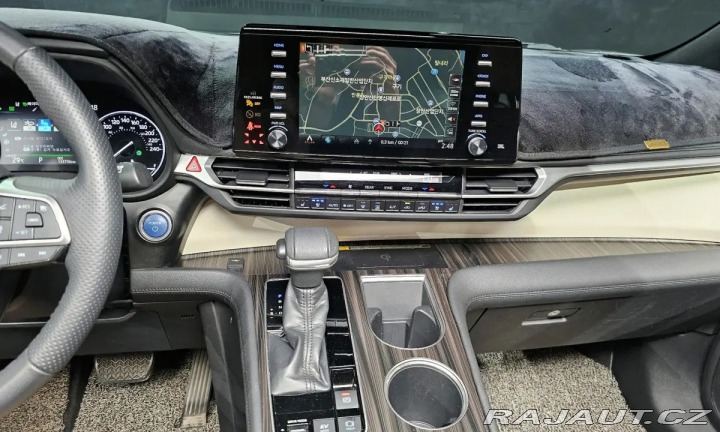 Toyota Ostatní modely SIENNA Hybrid LIMITED AWD 2021