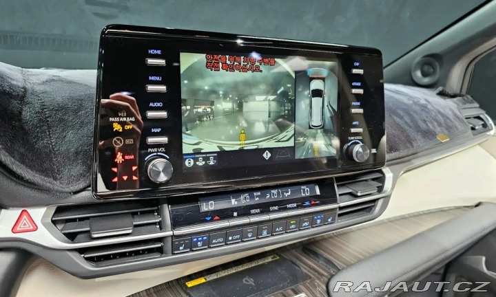 Toyota Ostatní modely SIENNA Hybrid LIMITED AWD 2021