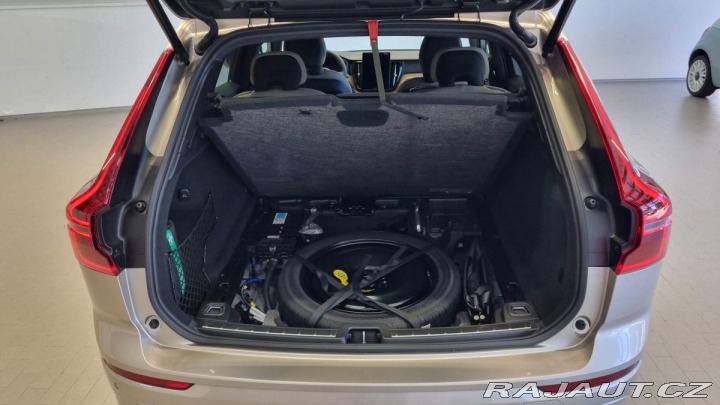 Volvo XC60 B5 2.0L 250+14 HP AT8 AWD 2025