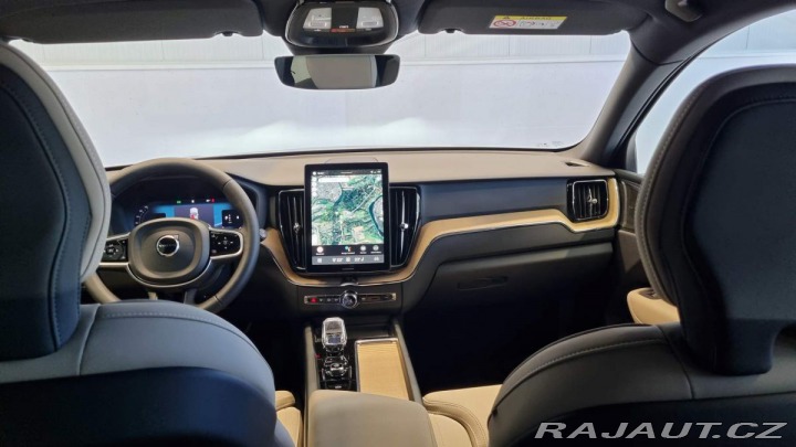 Volvo XC60 B5 2.0L 250+14 HP AT8 AWD 2026