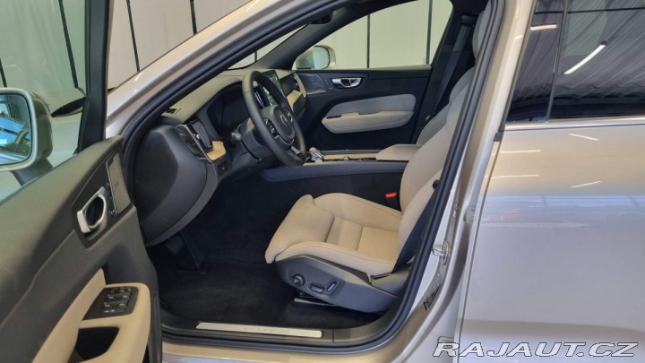 Volvo XC60 B5 2.0L 250+14 HP AT8 AWD 2026