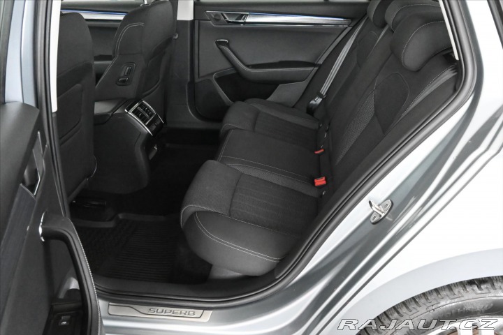 Škoda Superb 2,0 TDI 110 kW DSG Busine 2021