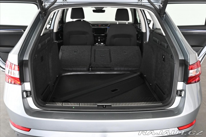 Škoda Superb 2,0 TDI 110 kW DSG Busine 2021