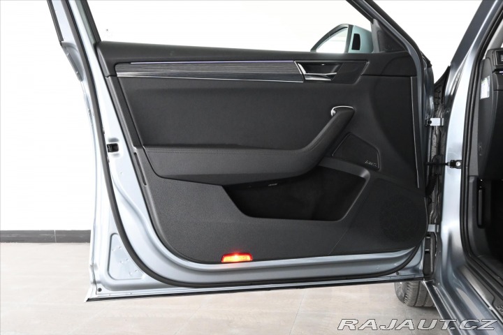 Škoda Superb 2,0 TDi 110kW DSG*Busines 2021