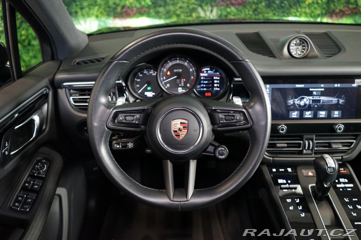 Porsche Macan GTS Chrono Pano PDK Vzduc 2022