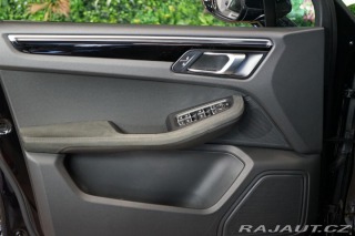 Porsche Macan GTS Chrono Pano PDK Vzduc 2022