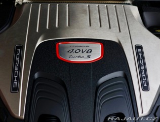 Porsche Panamera Turbo S *PCCB*Panoráma*Ť 2021