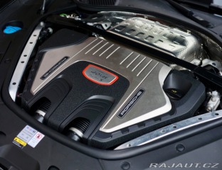Porsche Panamera Turbo S *PCCB*Panoráma*Ť 2021