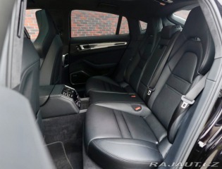Porsche Panamera Turbo S *PCCB*Panoráma*Ť 2021