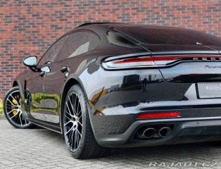Porsche Panamera Turbo S *PCCB*Panoráma*Ť 2021
