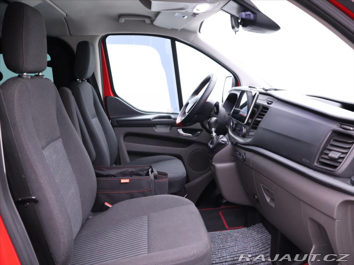 Ford Transit Custom 2,0 TDCi 96kW CZ Spací ve 2018