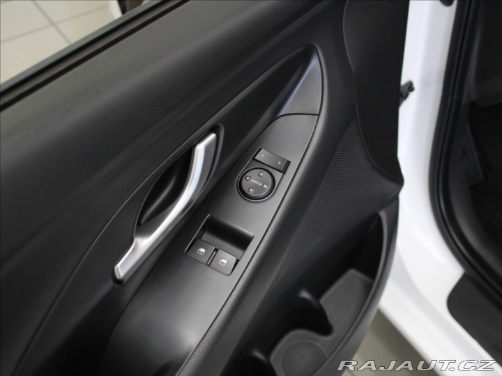 Hyundai i30 1,5 MPI 81kW Start+ 89tkm 2021