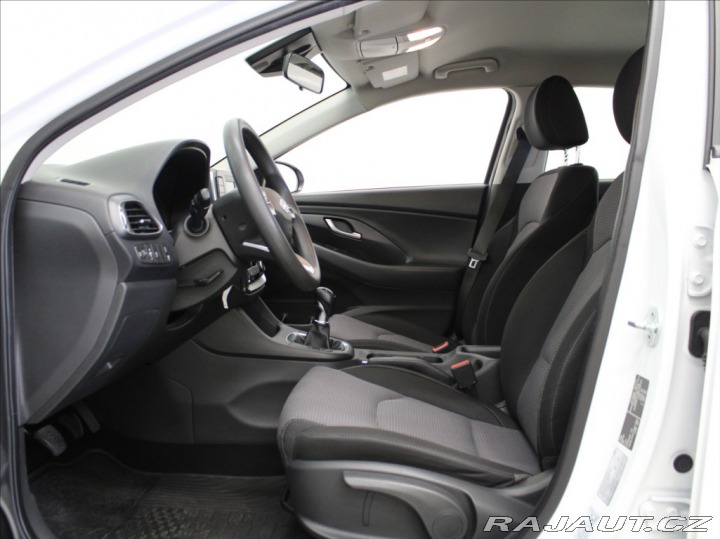 Hyundai i30 1,5 MPI 81kW Start+ 89tkm 2021