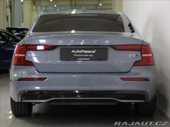 Volvo S60 2,0 B5 AWD Ultimate Dark 2024