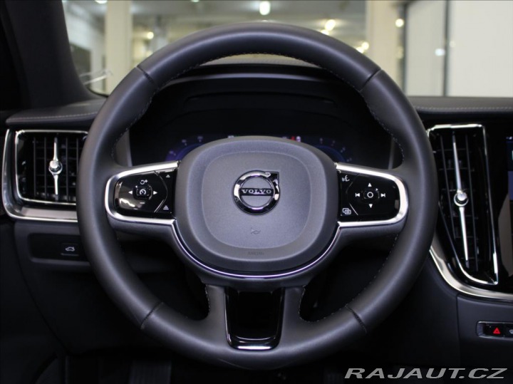 Volvo S60 2,0 B5 AWD Ultimate Dark 2024