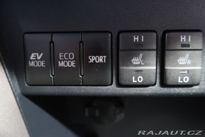 Toyota RAV4 2,5Hybrid,CZ,Executiv,4x4 2018