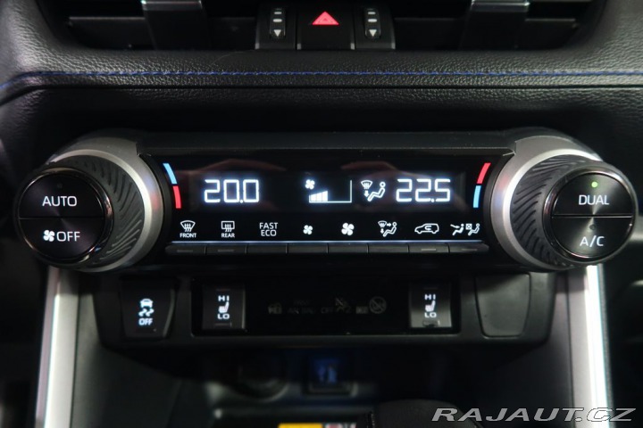 Toyota RAV4 2.5Hybrid,CZ,1Ma,Selectio 2024