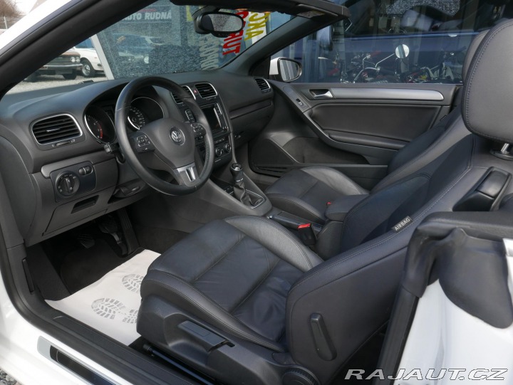 Volkswagen Golf 1,4 TSI Cabrio REZERVACE 2015