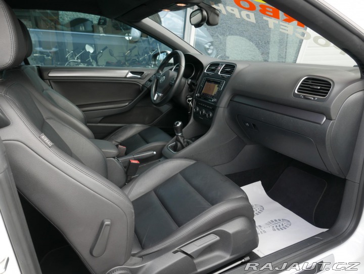 Volkswagen Golf 1,4 TSI Cabrio REZERVACE 2015