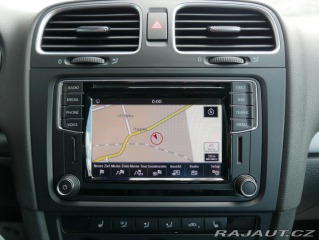 Volkswagen Golf 1,4 TSI Cabrio REZERVACE 2015