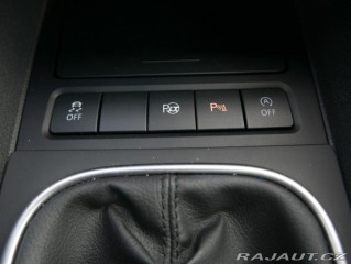 Volkswagen Golf 1,4 TSI Cabrio REZERVACE 2015
