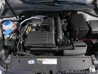 Volkswagen Golf 1,4 TSI Cabrio REZERVACE 2015