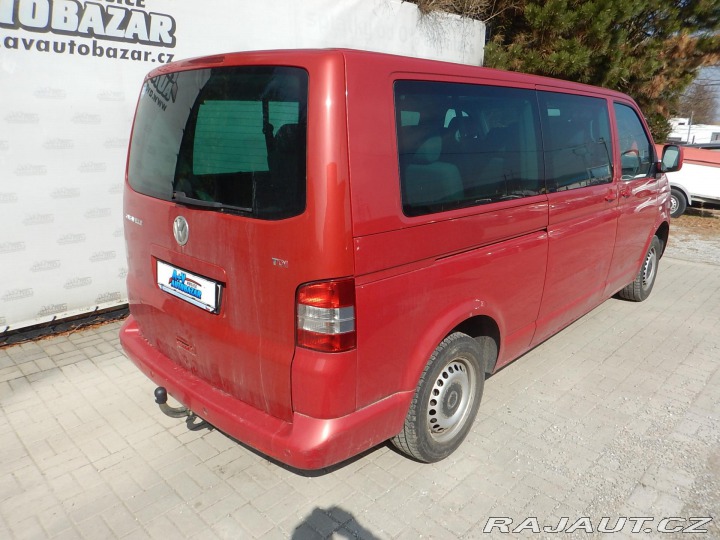 Volkswagen Transporter 2.5 TDI, 9 MÍST, TAŽNÉ 2004