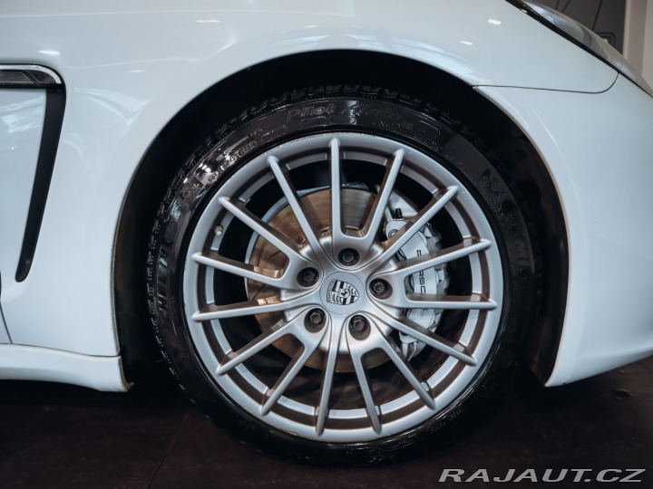 Porsche Panamera 4S L Executive 2014