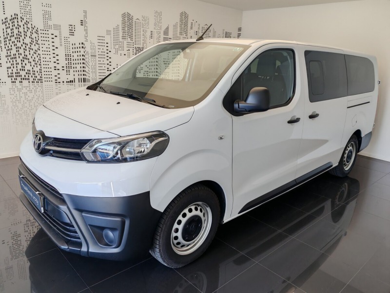 Toyota ProAce 2.0D 140 6MT L2  Glass