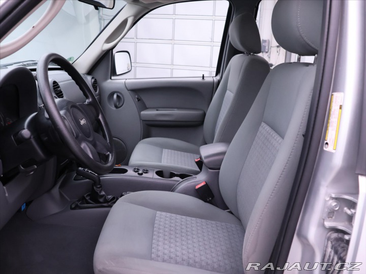 Jeep Cherokee 2,8 CRD 120kW Automat Spo 2007
