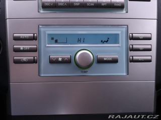 Toyota Corolla Verso 1,8 Sol CZ Aut.klima 2005