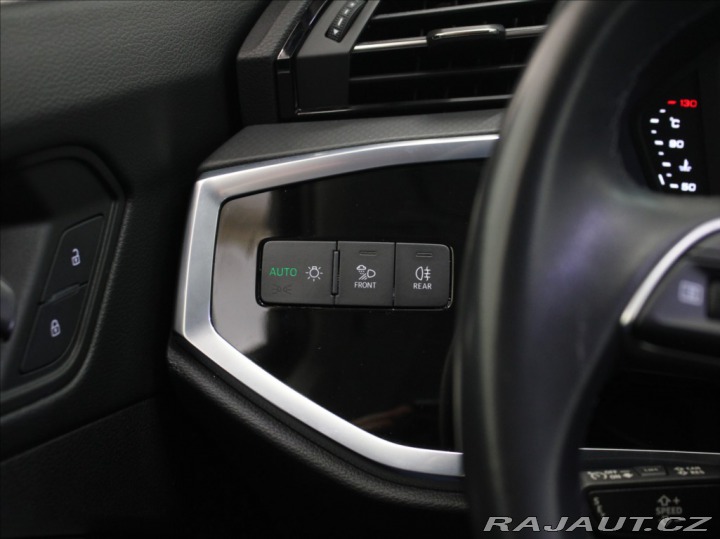 Audi Q3 2,0 35TDi DSG S-Line Záru 2023