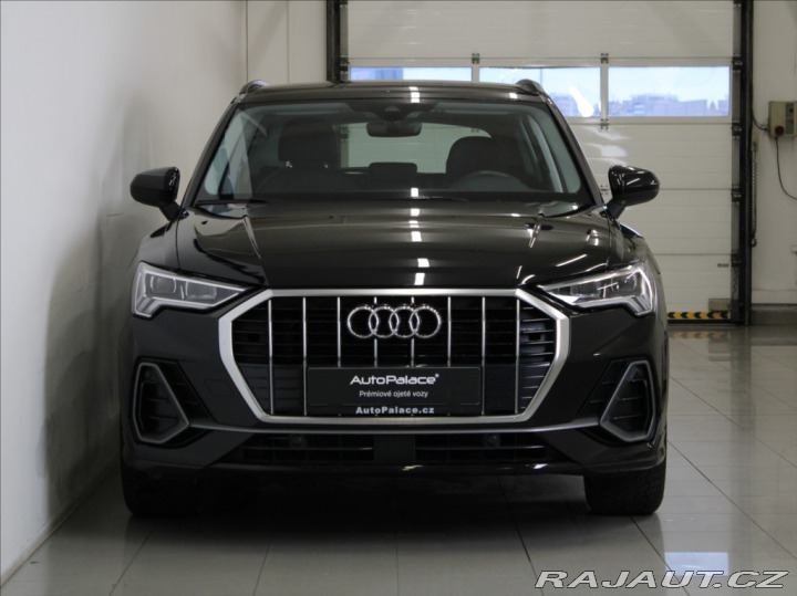 Audi Q3 2,0 35TDi DSG S-Line Záru 2023