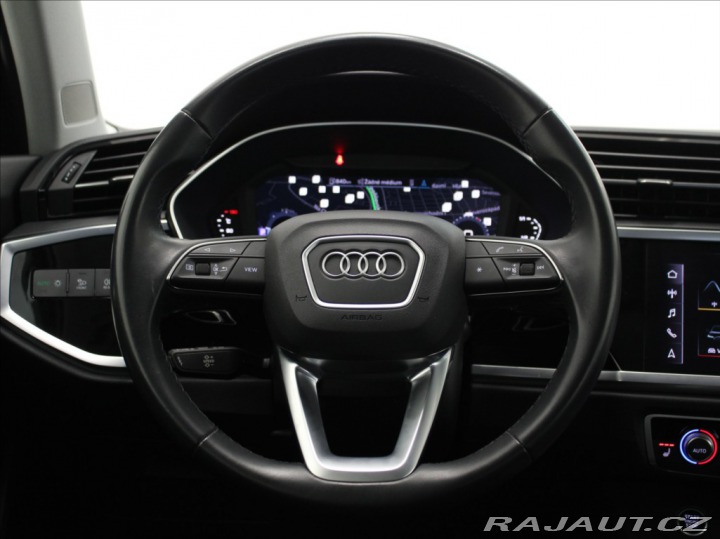 Audi Q3 2,0 35TDi DSG S-Line Záru 2023