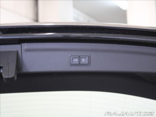 Audi Q3 2,0 35TDi DSG S-Line Záru 2023
