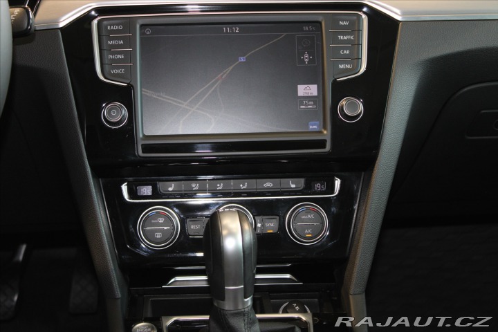Volkswagen Passat 2,0 TDI 140kW DSG Highlin 2016