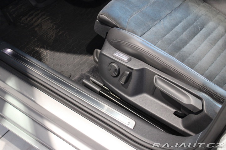Volkswagen Passat 2,0 TDI 140kW DSG Highlin 2016