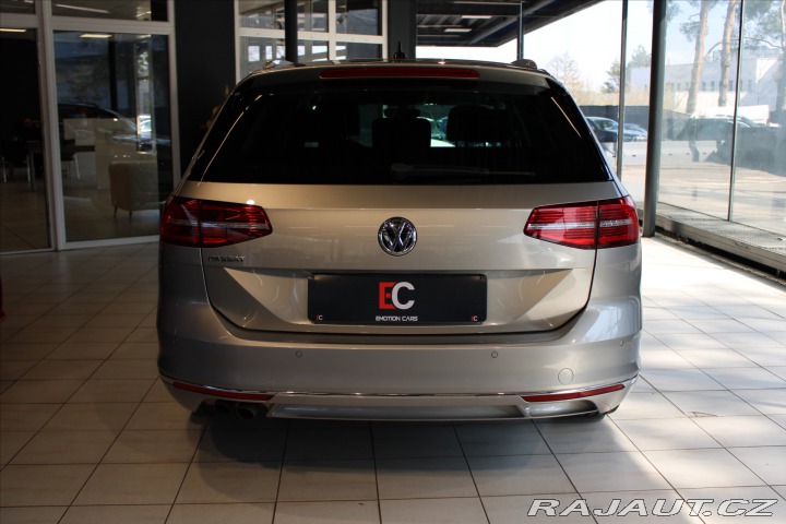 Volkswagen Passat 2,0 TDI 140kW DSG Highlin 2016