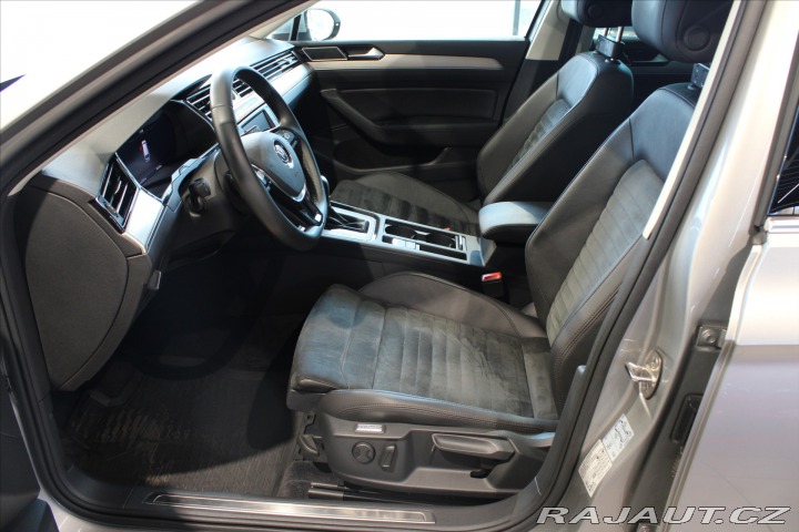 Volkswagen Passat 2,0 TDI 140kW DSG Highlin 2016