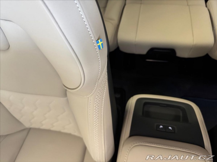 Volvo XC90 2,0 B5 AWD Dark Plus 7609 2025