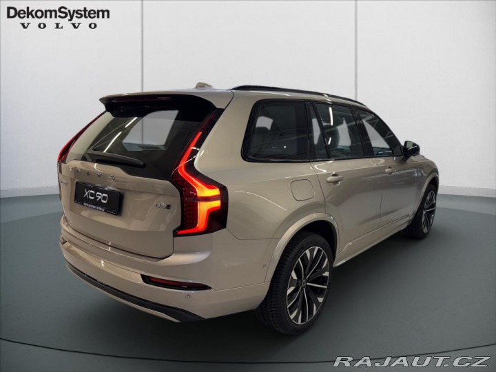 Volvo XC90 2,0 B5 AWD Dark Plus 7609 2025